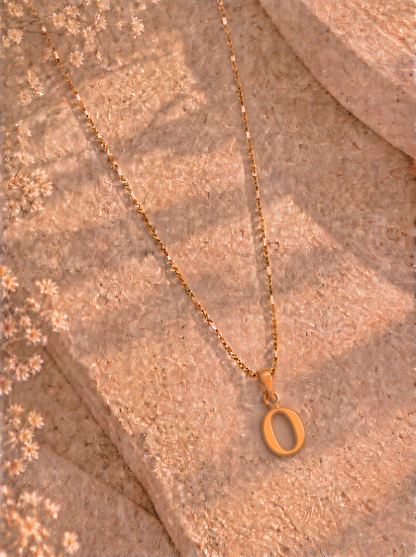 Colgante con inicial