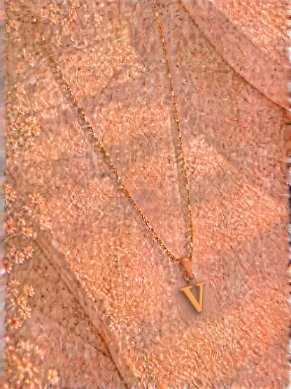Colgante con inicial
